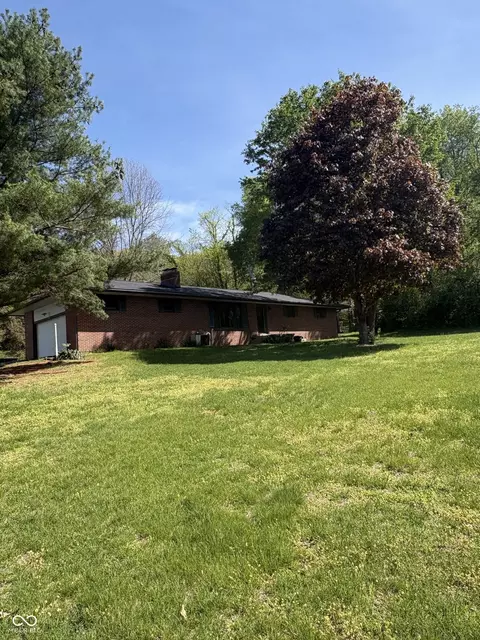 150 E Maple Turn Rd, Martinsville, IN 46151