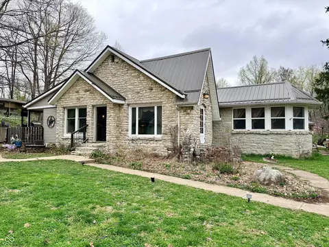 4010 W State Road 32, Crawfordsville, IN 47933