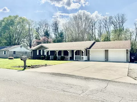 535 Everling Dr, Morgantown, IN 46160
