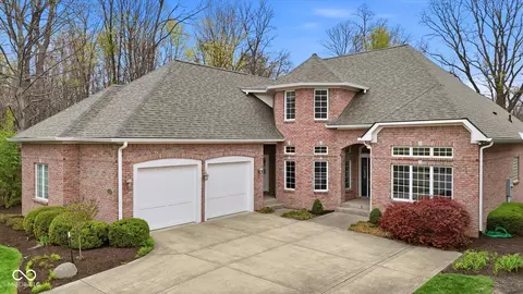 14381 Laura Vista Dr, Carmel, IN 46033
