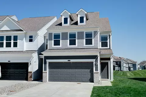 13501 Dewpoint Ln, Fishers, IN 46037