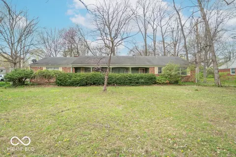 9230 Westfield Blvd, Indianapolis, IN 46240