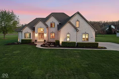7111 W Cub Blvd, New Palestine, IN 46163