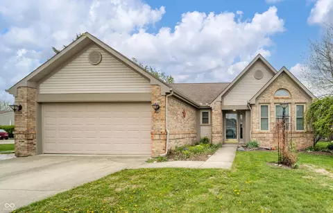 18537 Harvest Meadows Dr W, Westfield, IN 46074