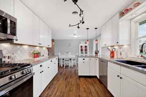 Kitchen - 10751 S 100 E, Fairmount, IN 46928 photo 5 of 5