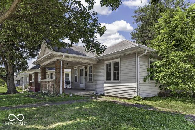 428 E Southern Ave, Indianapolis, IN 46225