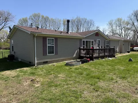 805 Reformatory Rd, Pendleton, IN 46064 photo 4