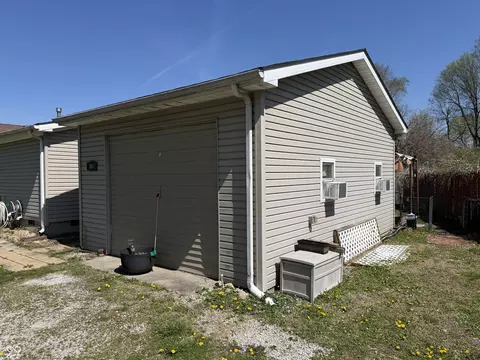 805 Reformatory Rd, Pendleton, IN 46064 photo 5