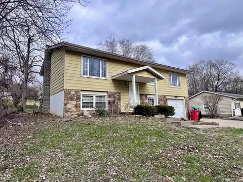 242 W Main St, Ellettsville, IN 47429