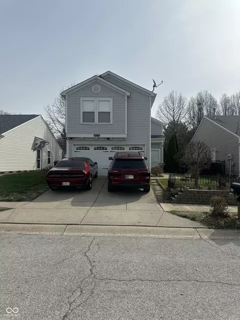1241 Cutler Ln, Greenwood, IN 46143