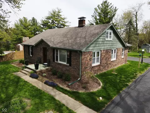55 Gill Dr, Danville, IN 46122