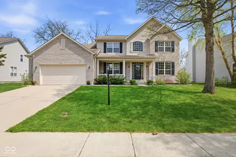 7398 Dunmore Pt, Noblesville, IN 46062
