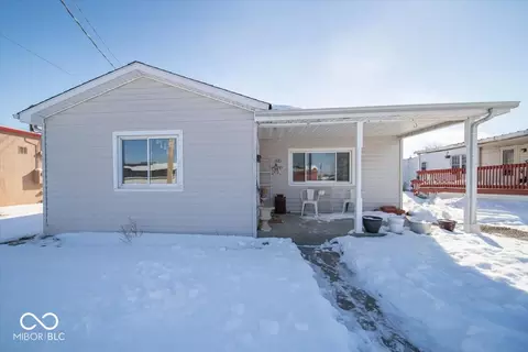 1681 R Ave, New Castle, IN 47362