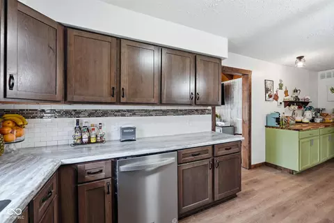 Kitchen - 8330 S 750 W, Pendleton, IN 46064 photo 4 of 5