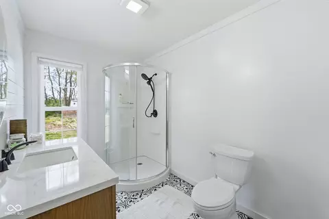 Bath - 8330 S 750 W, Pendleton, IN 46064 photo 1 of 4