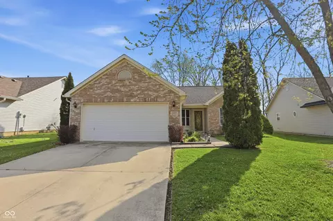 5507 Burning Tree Ct, Indianapolis, IN 46239