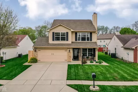 8452 Amarillo Dr, Indianapolis, IN 46237