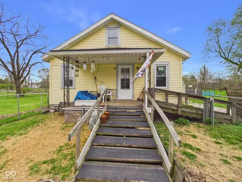 2103 E Yale Ave, Muncie, IN 47303