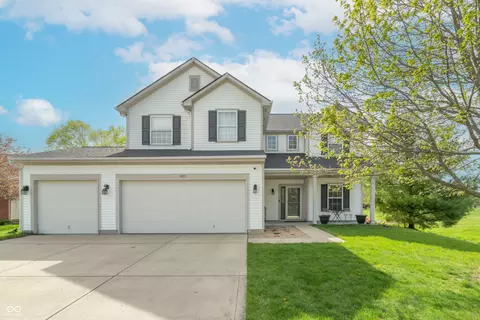 3873 Crest Point Dr, Noblesville, IN 46062
