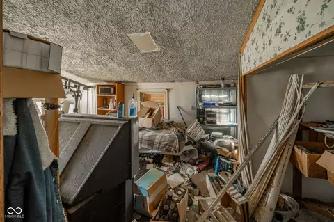 Bedroom - 3935 E Brown Rd, New Castle, IN 47362 photo 1 of 5