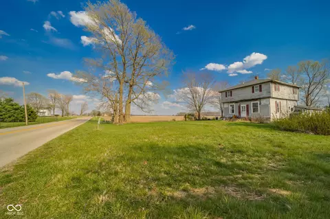 Exterior - 3935 E Brown Rd, New Castle, IN 47362 photo 4 of 12