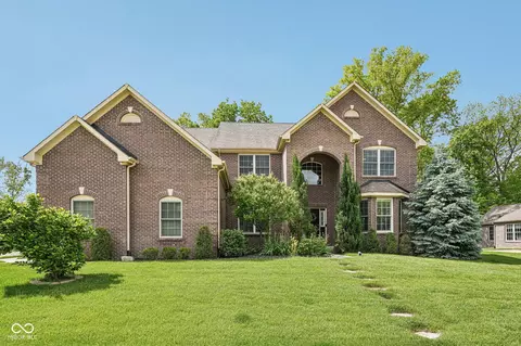 6677 W May Apple Dr, Mccordsville, IN 46055