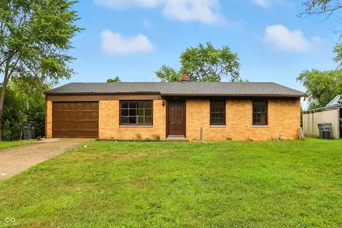 6672 E 43rd Pl, Indianapolis, IN 46226