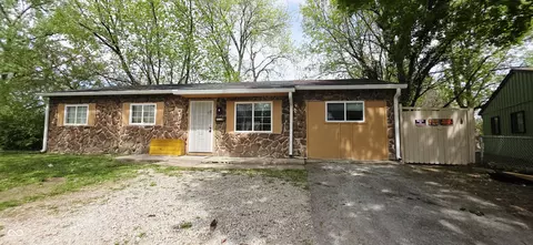 8716 E 41st Pl, Indianapolis, IN 46226