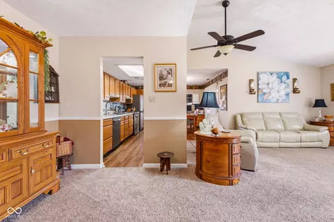 Entry Way - 2930 Abounding Dr, Columbus, IN 47201 photo 1 of 1