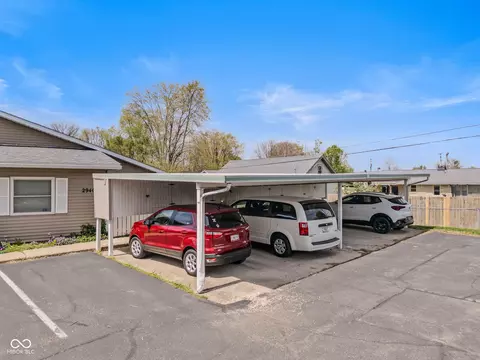 Exterior - 2930 Abounding Dr, Columbus, IN 47201 photo 4 of 5