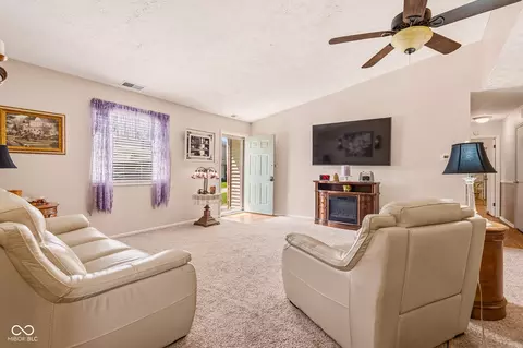 Other - 2930 Abounding Dr, Columbus, IN 47201 photo 3 of 7