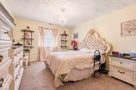 Bedroom - 2930 Abounding Dr, Columbus, IN 47201 photo 1 of 5