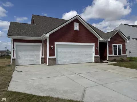 8123 Camellia Ln, Pendleton, IN 46064 photo 2