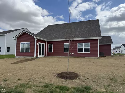 8123 Camellia Ln, Pendleton, IN 46064 photo 11