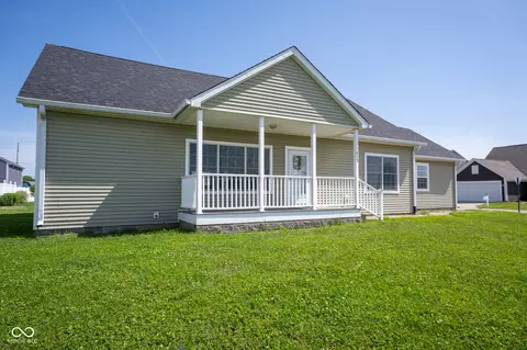 2023 Red Oak Ct, Shelbyville, IN 46176