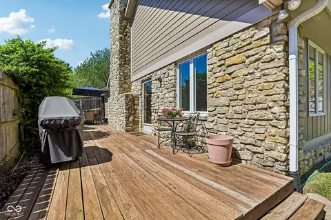 Exterior - 4625 Wembly Ln, Carmel, IN 46033 photo 7 of 11