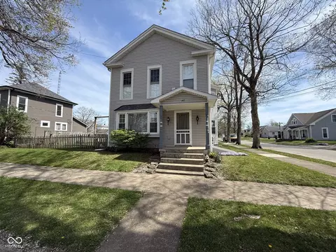 147 S Franklin St, Knightstown, IN 46148