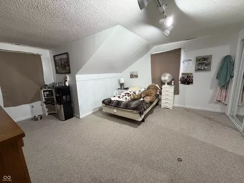 Bedroom - 686 E Wood Ave, Clinton, IN 47842 photo 13 of 15