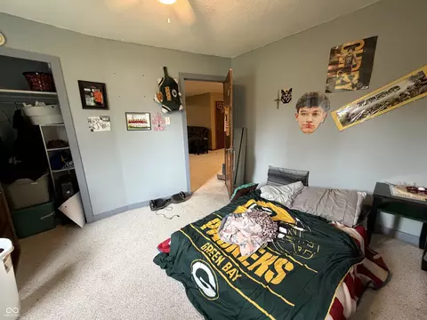 Bedroom - 686 E Wood Ave, Clinton, IN 47842 photo 7 of 15