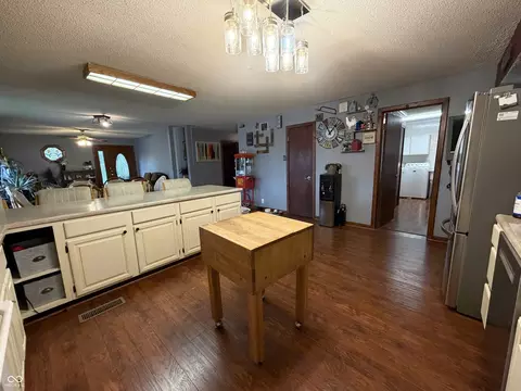 Kitchen - 686 E Wood Ave, Clinton, IN 47842 photo 2 of 6
