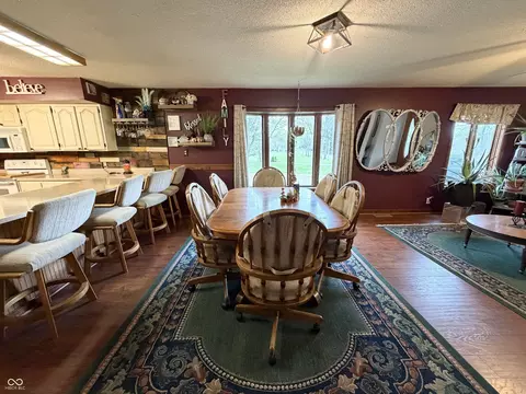 Dining - 686 E Wood Ave, Clinton, IN 47842 photo 1 of 2