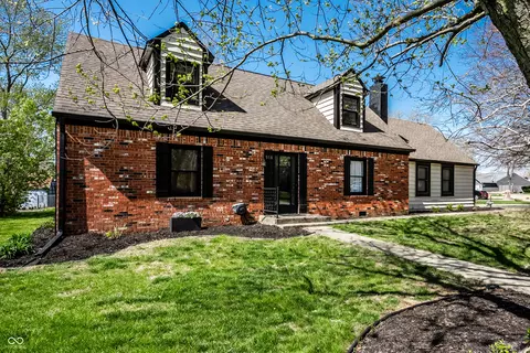 918 Briarwood Dr, Brownsburg, IN 46112