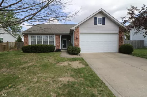 10130 Long Meadow Dr, Fishers, IN 46038