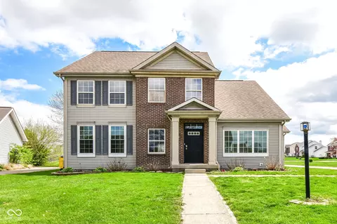 5249 Hickory Lake Dr, Indianapolis, IN 46235
