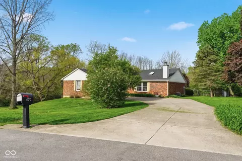 690 Kirkwood Dr, Greencastle, IN 46135