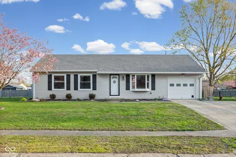 1428 Elizabeth Dr, Lebanon, IN 46052