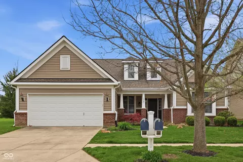 1307 Trescott Dr, Westfield, IN 46074