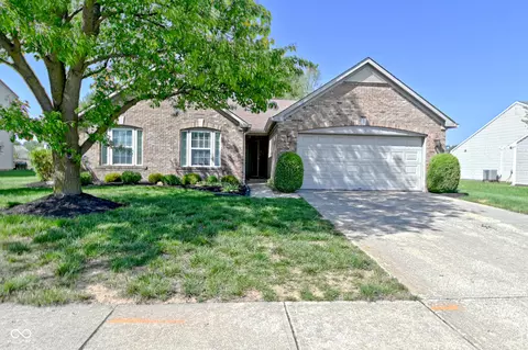 1896 Windsor Ln, Danville, IN 46122