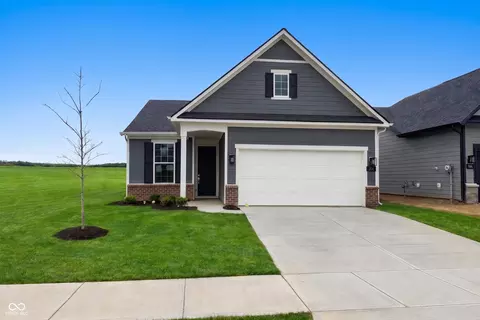 754 Daisy St, Greenwood, IN 46143