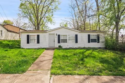 317 E North St, Morristown, IN 46161